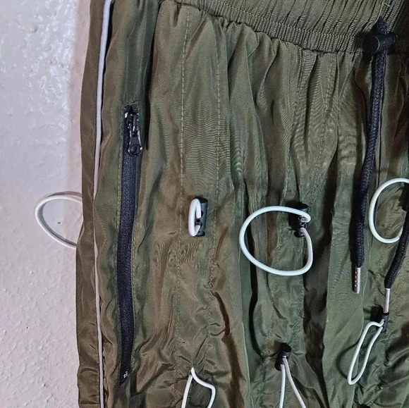 URKOOL Olive Green Techwear Parachute Cargo Pants with Drawstring Details - Picture 7 of 13